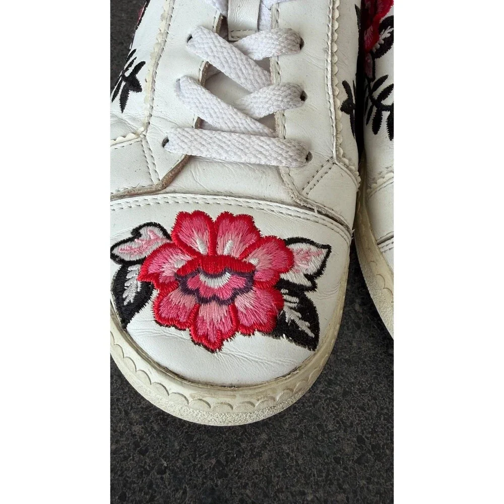 Kate Spade New York Everhart Floral Embroidered Sneakers